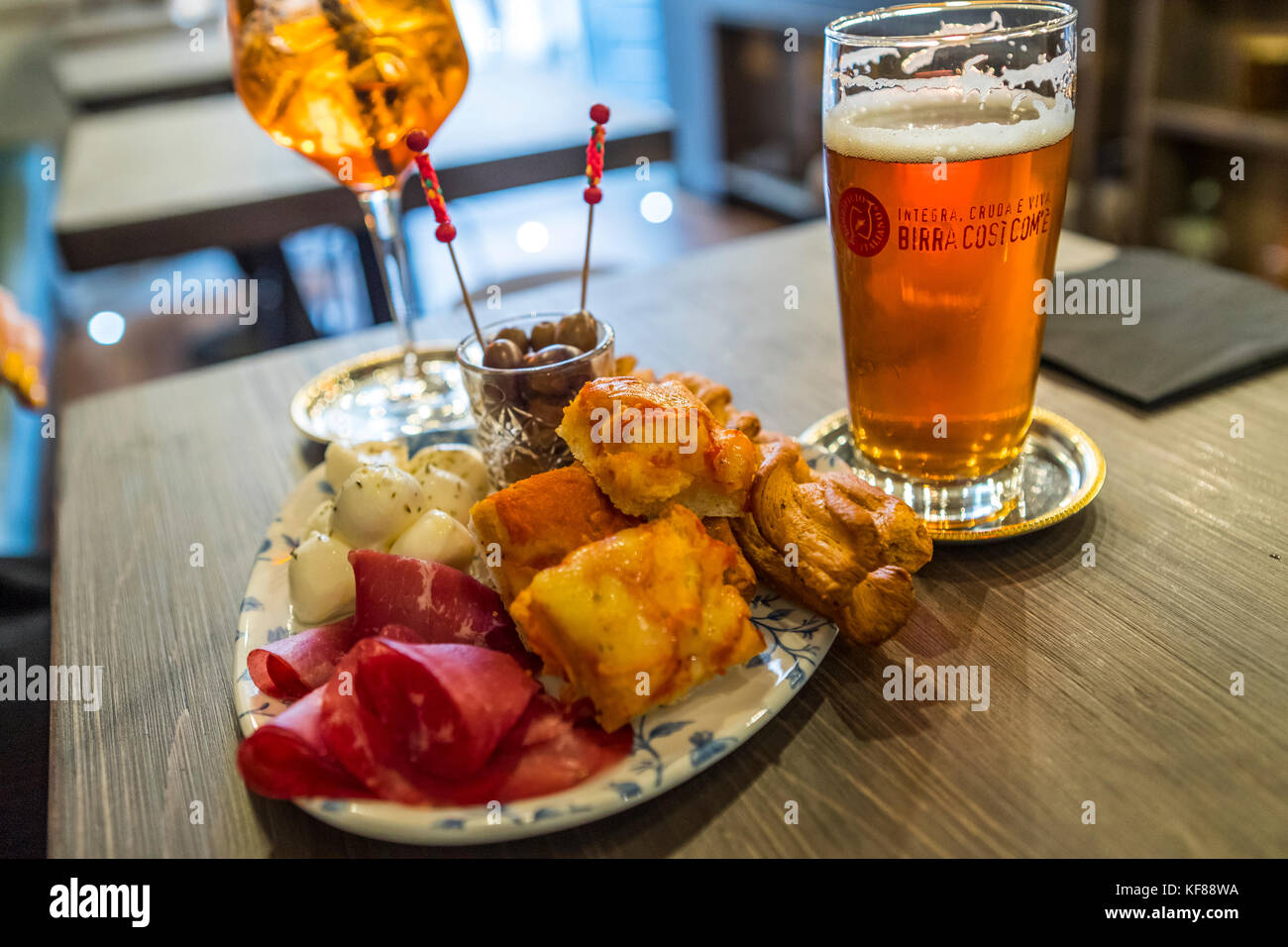 The Brothers cafe bar, Como. Italy Stock Photo Alamy