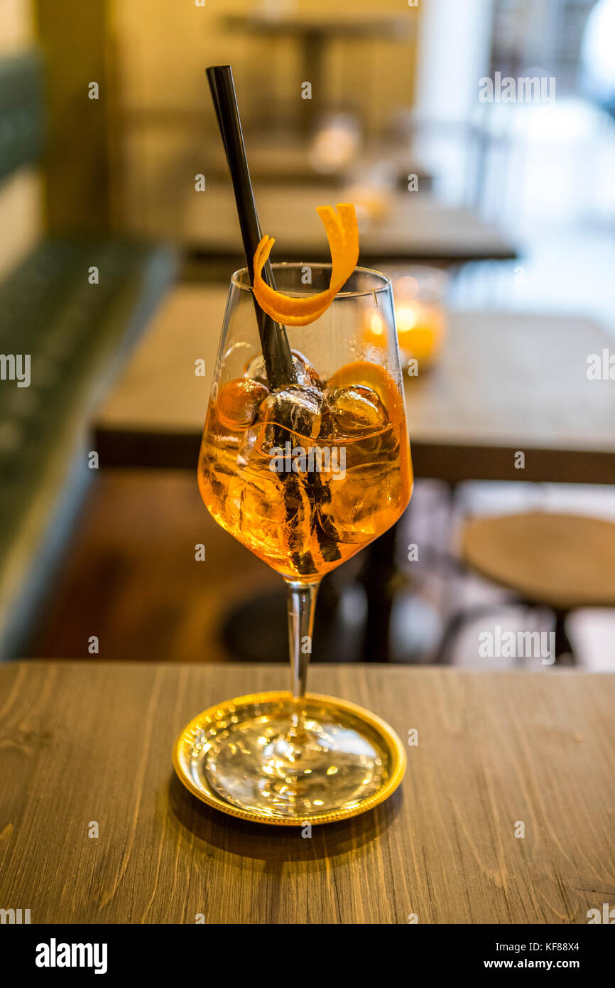 The Brothers cafe bar, Como. Italy Stock Photo Alamy