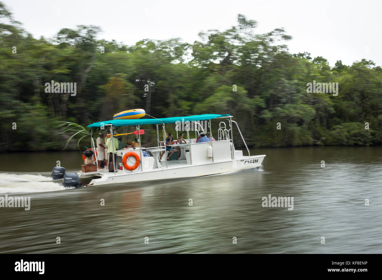 BELIZE, Punta Gorda, Toledo, guests can go fishing on their way out to