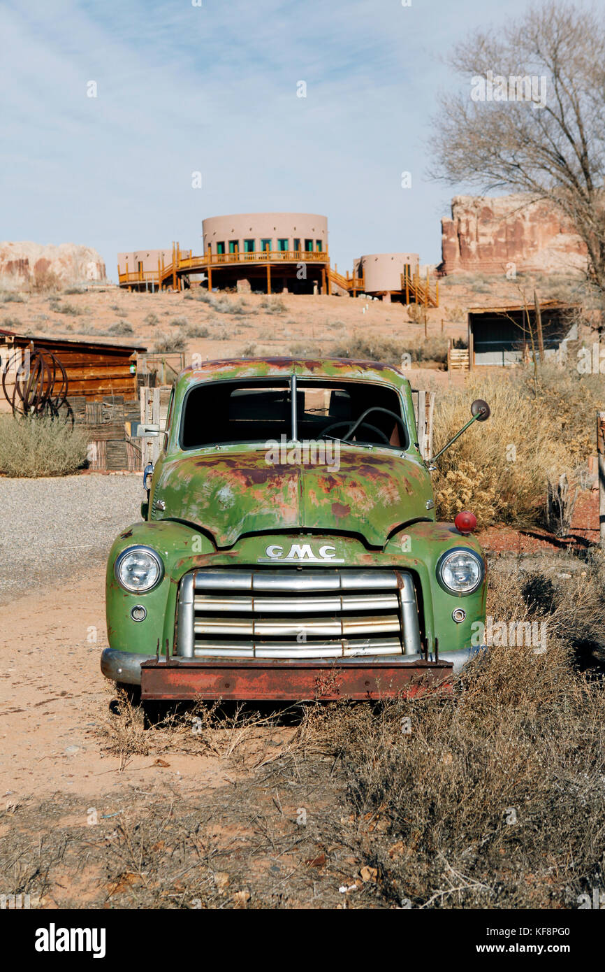 USA, Utah, Bluff, an old GMC truck parked in front of the Comb Ridge coffee house and cafe Stock Photo