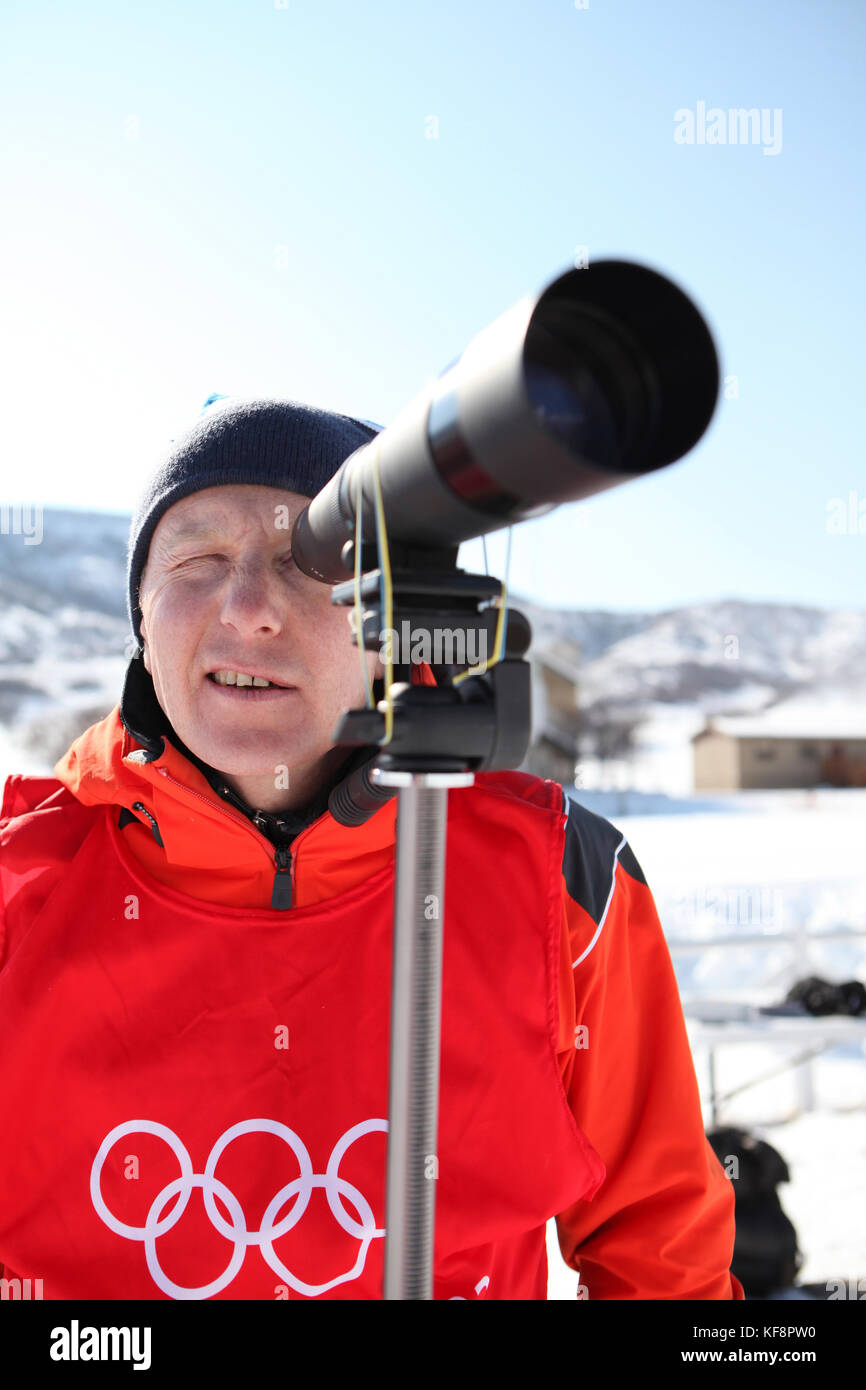 USA, Utah, Midway, Soldier Hollow, learning how to Biathlon, sighting in the target to locate the bullet hole Stock Photo