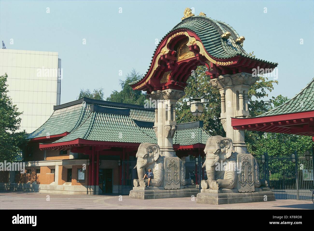Germany Berlin The Elephant Gate Elefantentor At The Entrance
