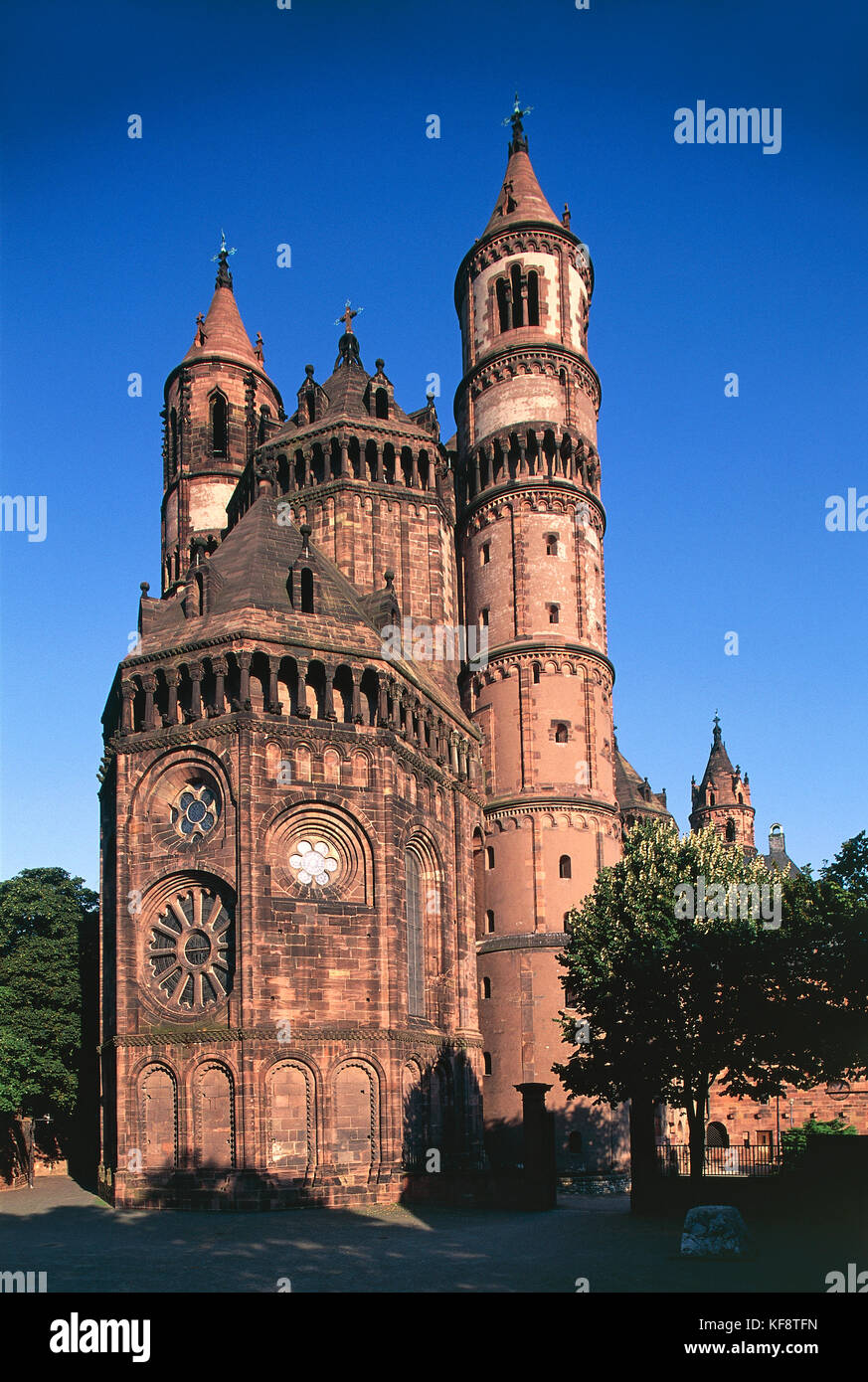 Valley Of The Rhine Worms Cathedral Of St Peter Apse Stock Photo