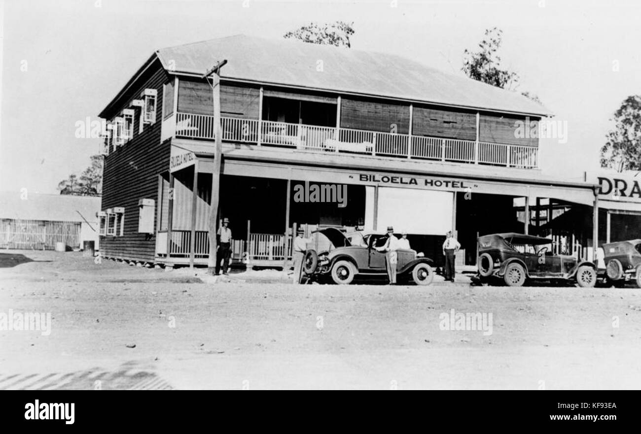 1 136210 Two storey Biloela Hotel, at Biloela, ca.1940 Stock Photo Alamy