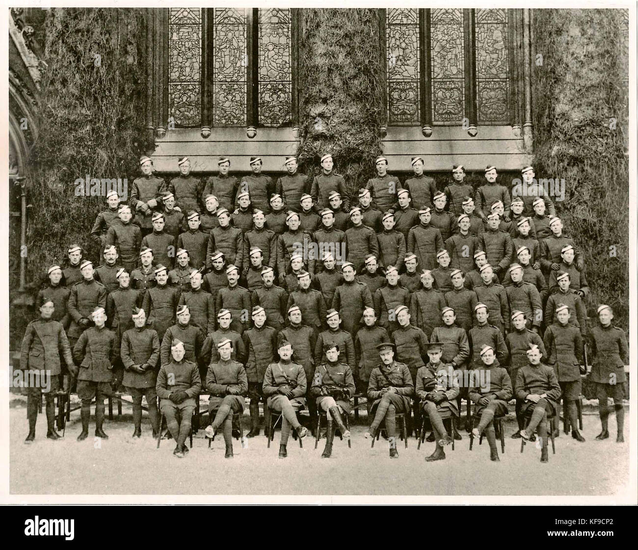 Group portrait of instructors and part of the first group of 200 Australian cadets from the 1st AIF to attend a School of Aeronautics training course after they had volunteered to train as pilots for the Royal Flying  0130 Stock Photo