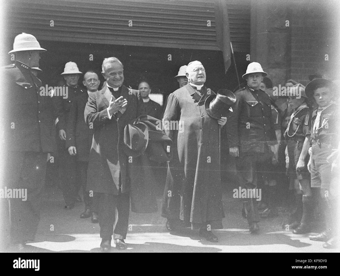 9494 Archbishop Kelly conducting a service for Catholic scouts Stock Photo