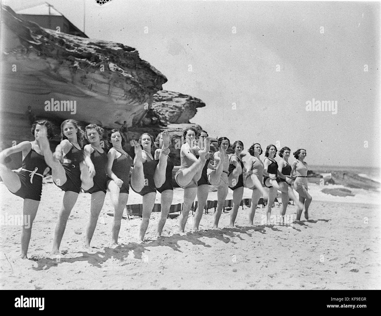 Chorus line Black and White Stock Photos & Images Alamy