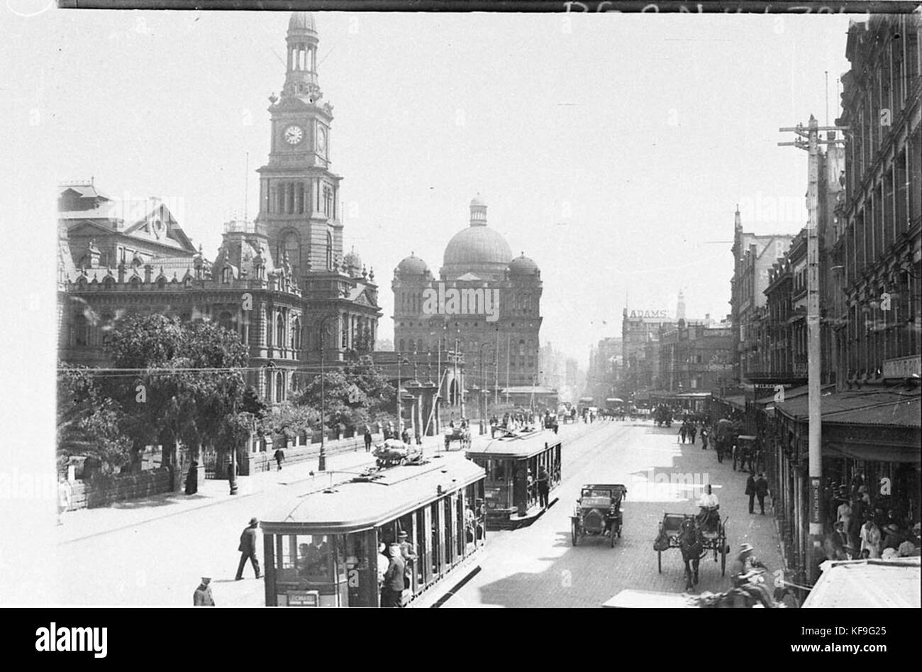 8907 Street looking north showing Town Hall and Queen Victoria