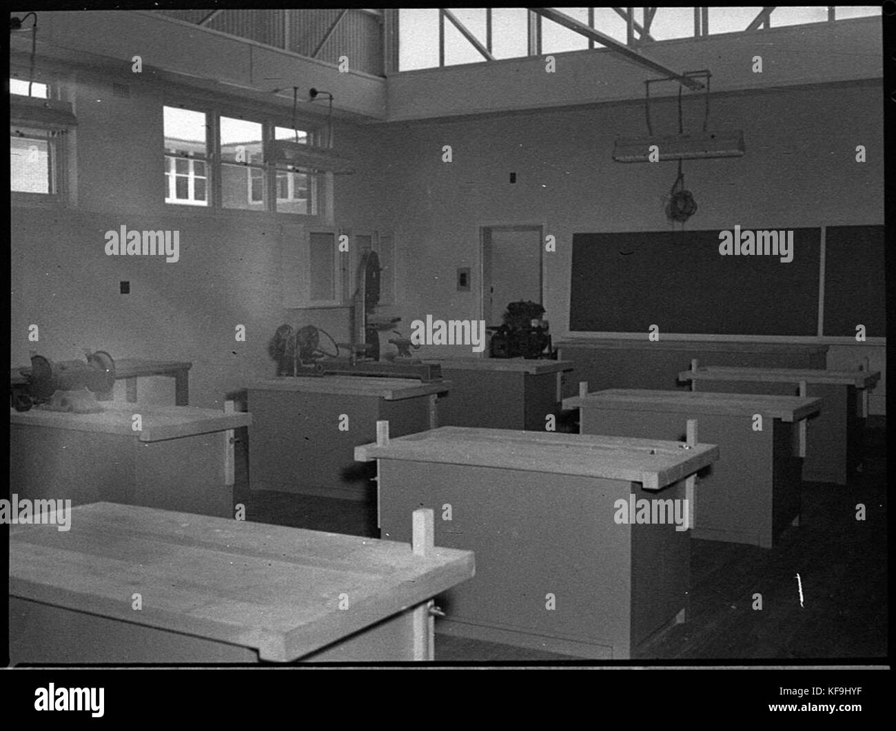 31424 New Belmont High School Stock Photo Alamy