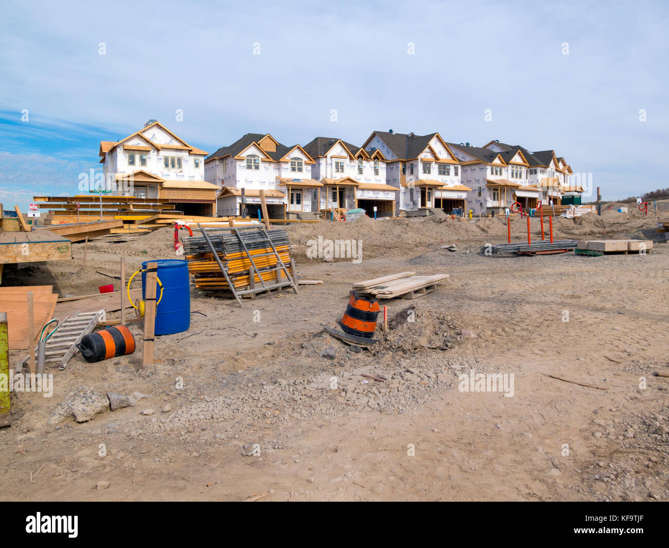 New homes in subdivision being build with 2 story as well as semis-detach, and single 2 story homes in Alliston,Ontario,CCanada Stock Photo