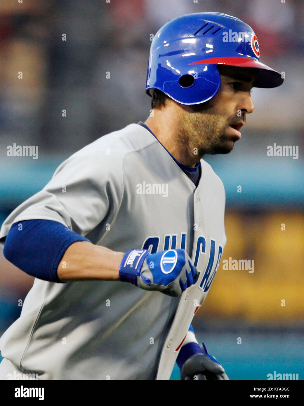 Chicago Cubs' Todd Walker rounds the bases after hitting a home run