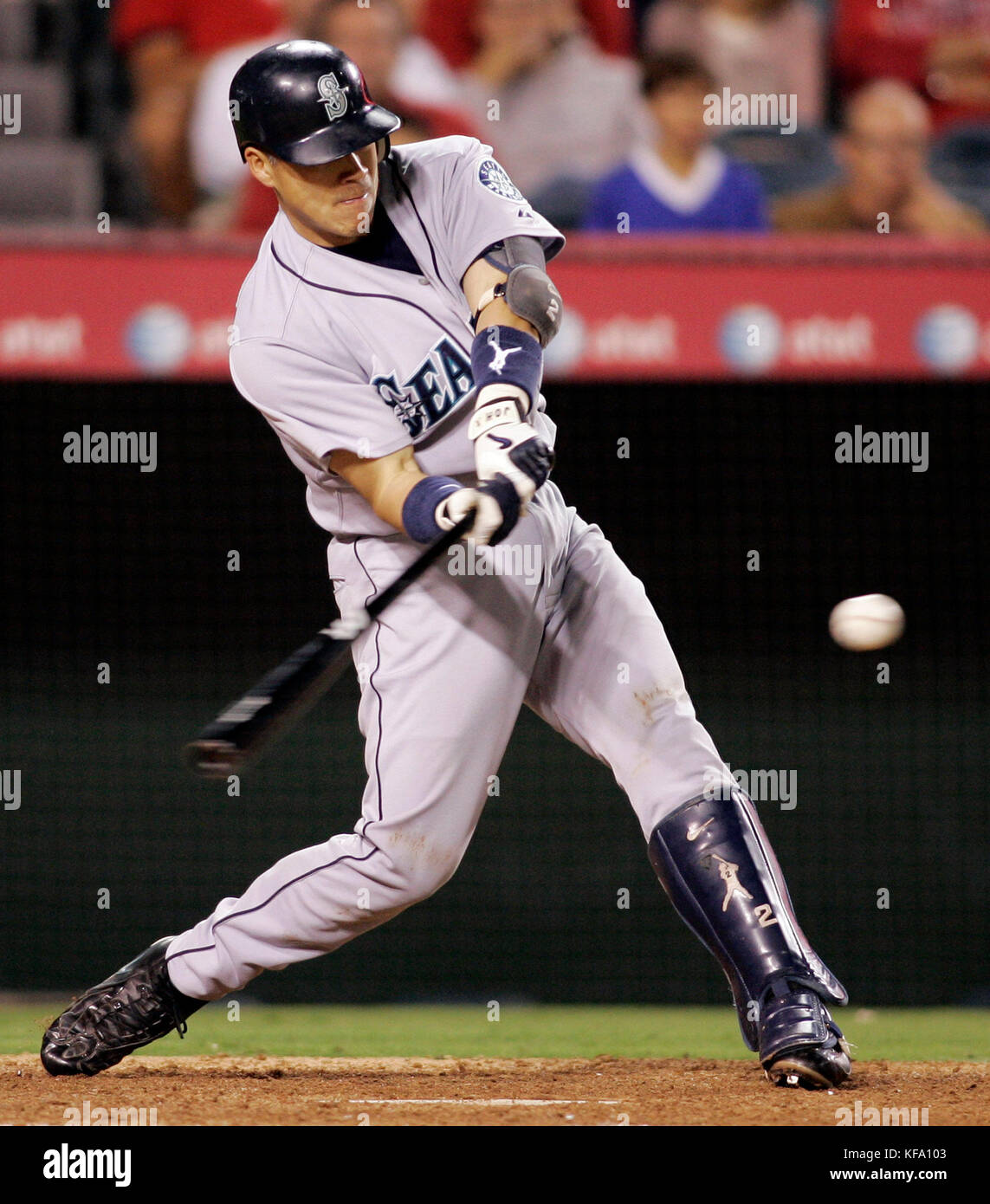 Seattle Mariners' Kenji Johjima of Japan hits a RBI-double off Los