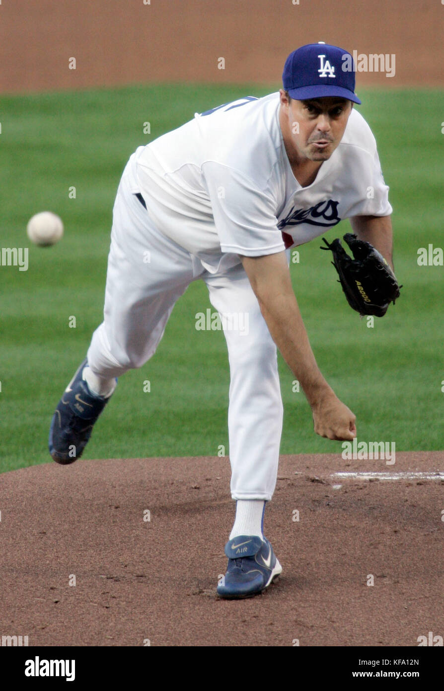 Los Angeles Dodgers' Greg Maddux pitches against the New York Mets in the first inning of game 3 of the NLDS baseball series  in Los Angeles on Saturday, October 7, 2006. Photo by Francis Specker Stock Photo
