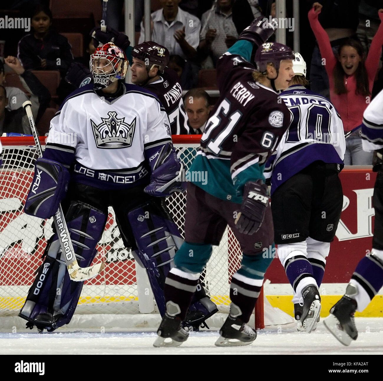 Mighty Ducks High Resolution Stock Photography And Images Alamy