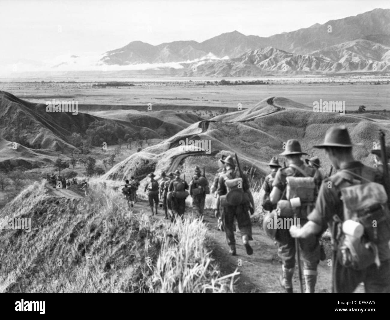 AWM 060483 Australian 21st Brigade troops Ramu Valley 1943 Stock Photo