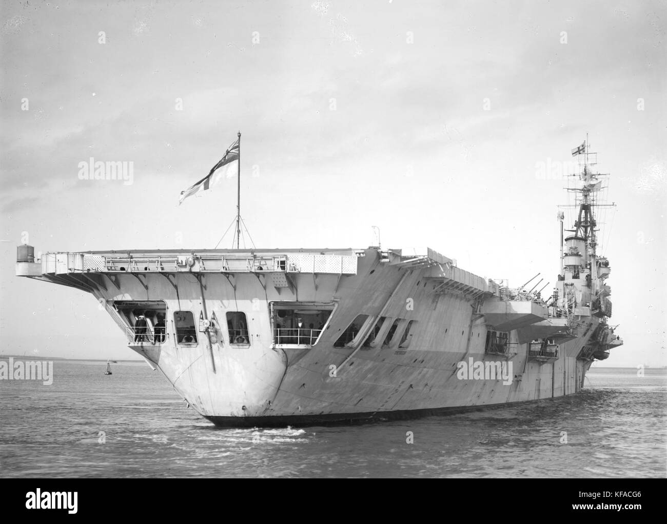 HMS Theseus 3 SLV Green Stock Photo