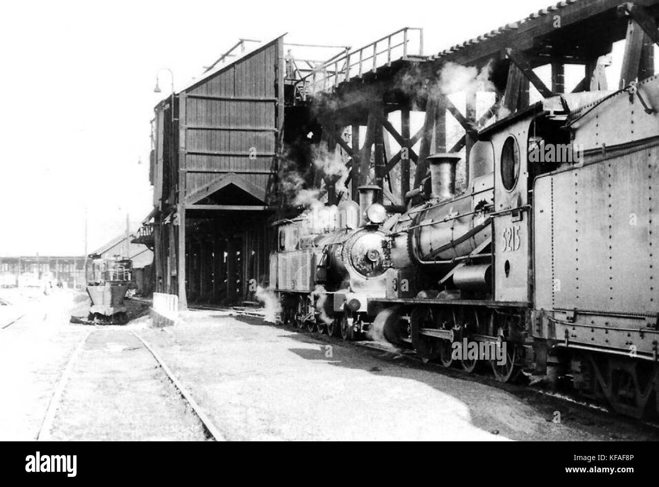 Period locomotives Black and White Stock Photos & Images - Alamy