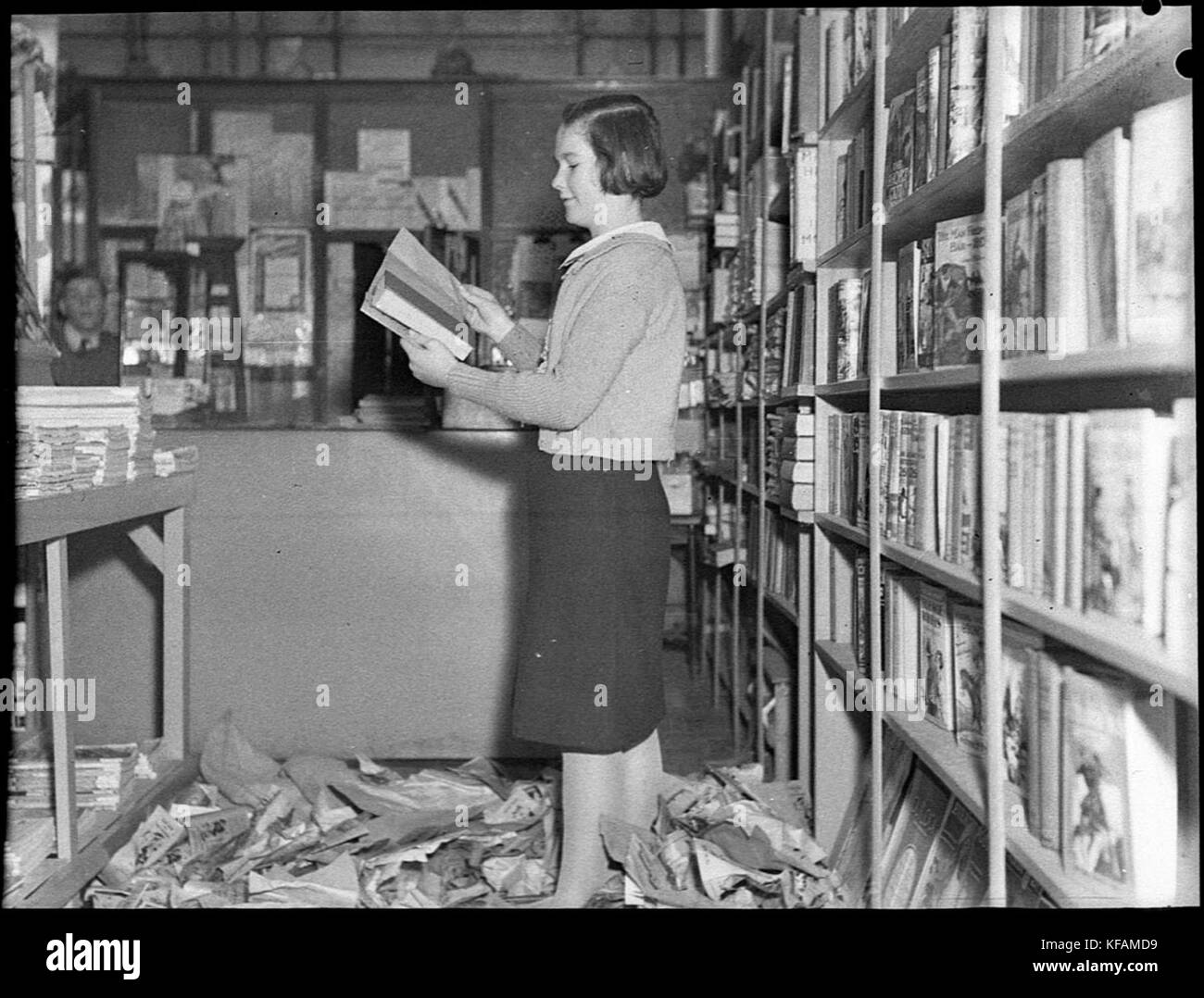 24991 Shop Bondi Junction Stock Photo Alamy