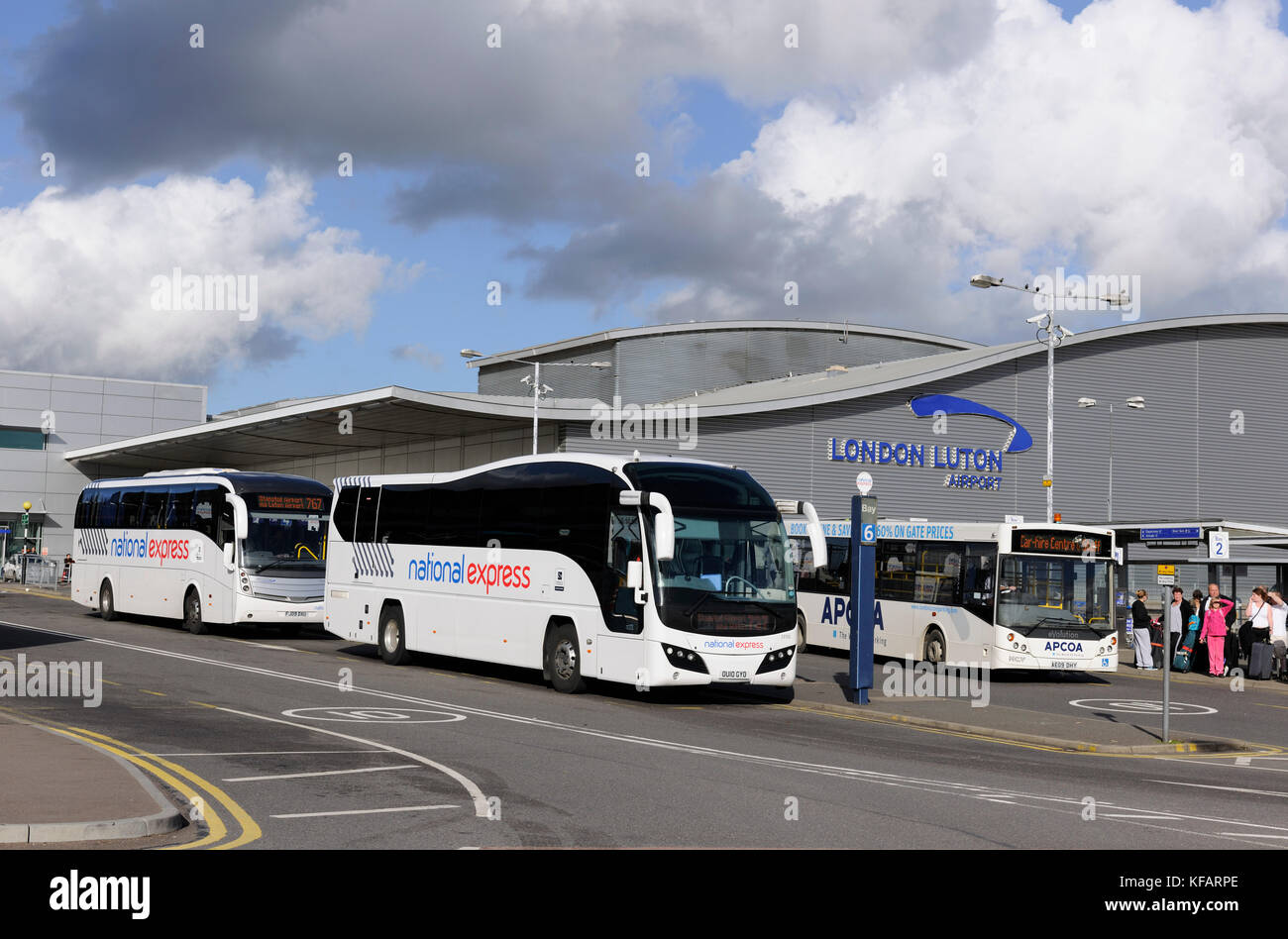 coach cambridge to luton airport