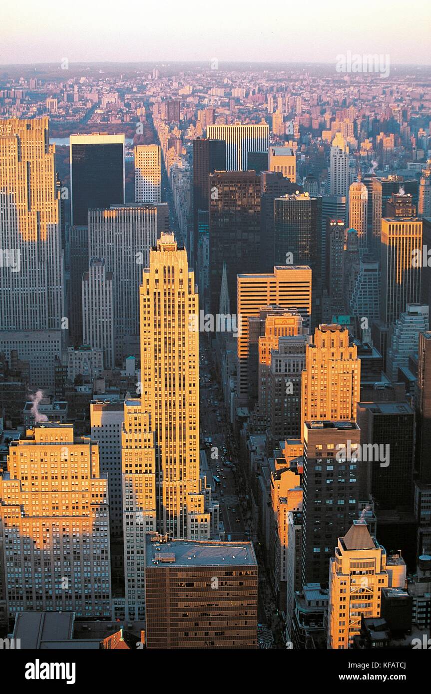 United States Of America New York New York Manhattan View With The Empire State Building Stock Photo