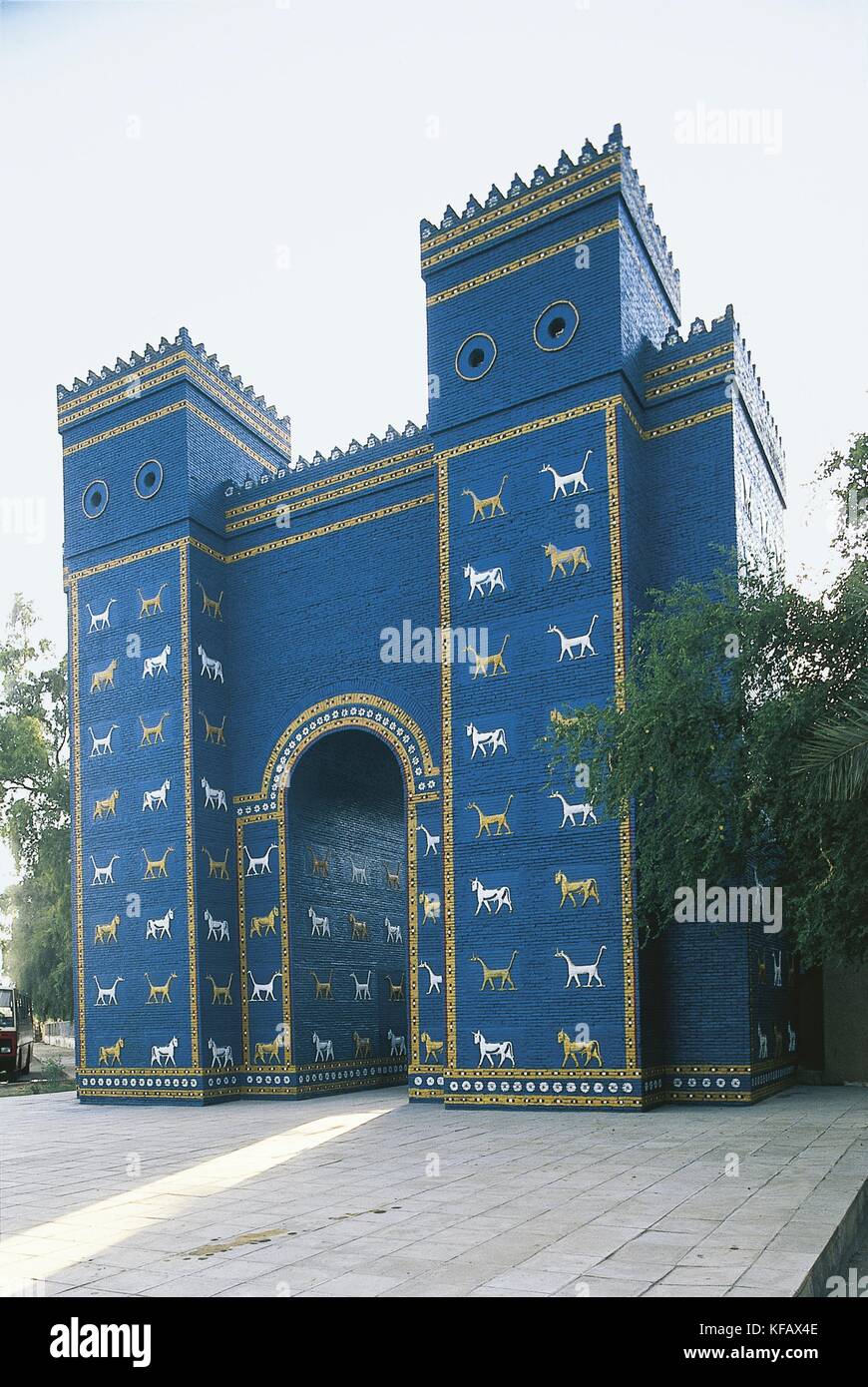 Iraq, Babylon, Reconstruction of the Ishtar Gate (Bab Ishtar) Stock Photo