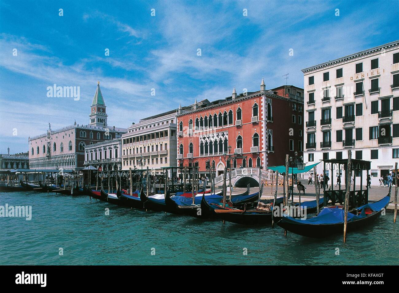 Venice palace of veneto region hi-res stock photography and images - Alamy