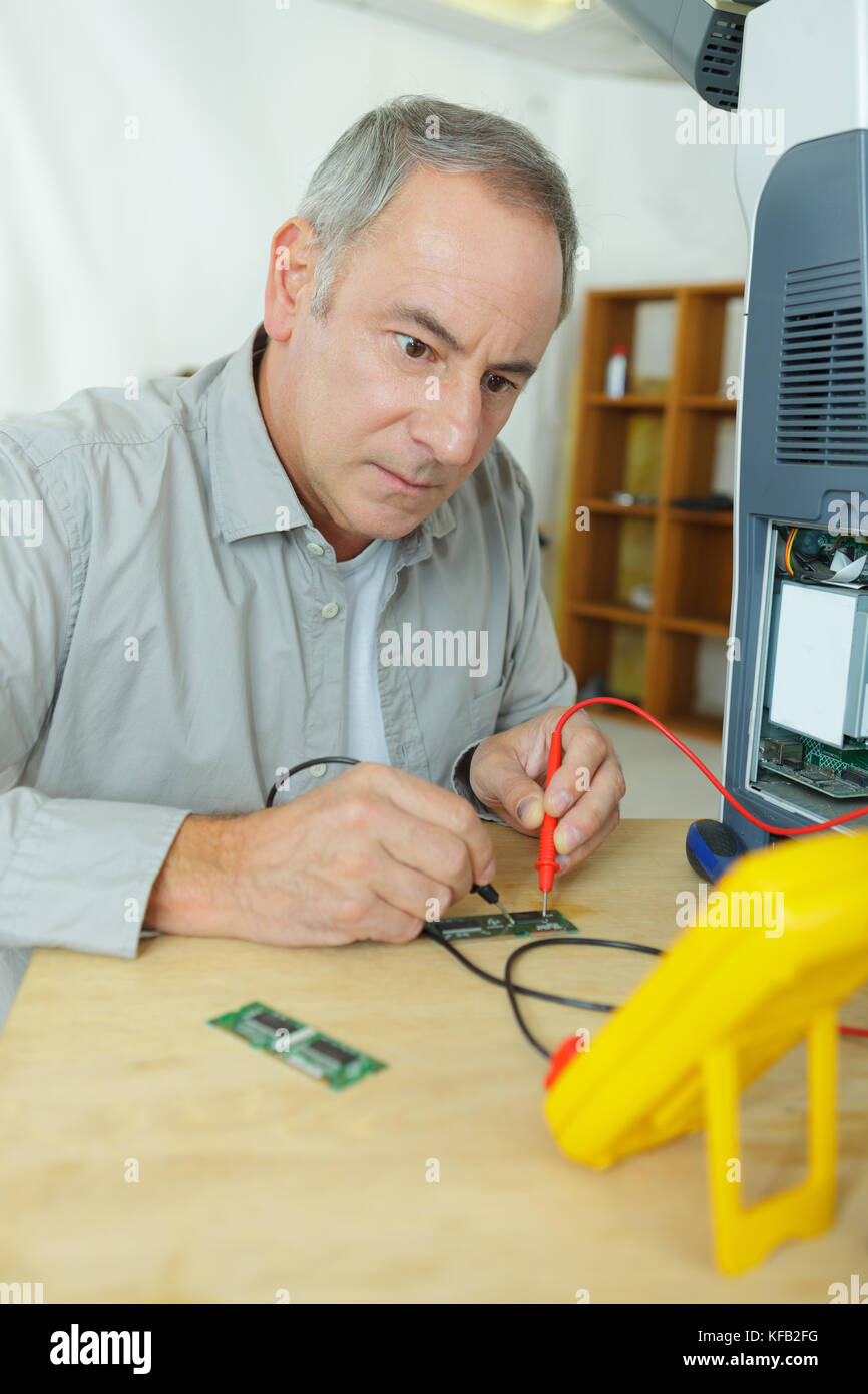 Checking Grounds With A Multimeter