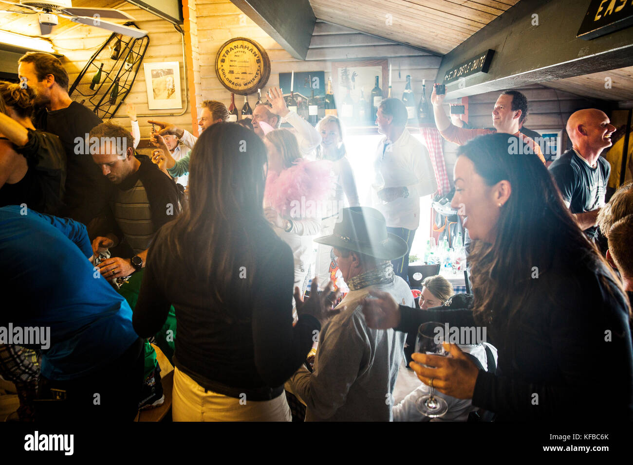 USA, Colorado, Aspen, people dance and party at the Cloud 9 restaurant, Highlands Ski Resort Stock Photo