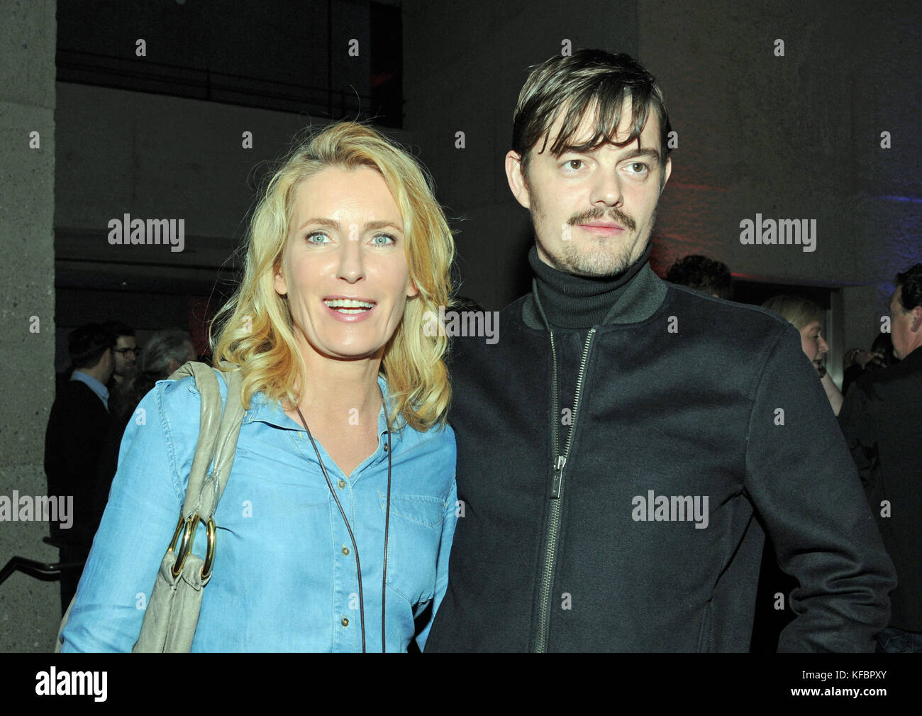 Munich, Germany. 26th Oct, 2017. British actor Sam Riley and German actress Maria Furtwaengler arrive at the opening of the third TV series festival 'Seriencamp' at the Hochschule fuer Fernsehen und Film (University of Television and Film Munich, HFF) in Munich, Germany, 26 October 2017. Credit: Ursula Düren/dpa/Alamy Live News Stock Photo