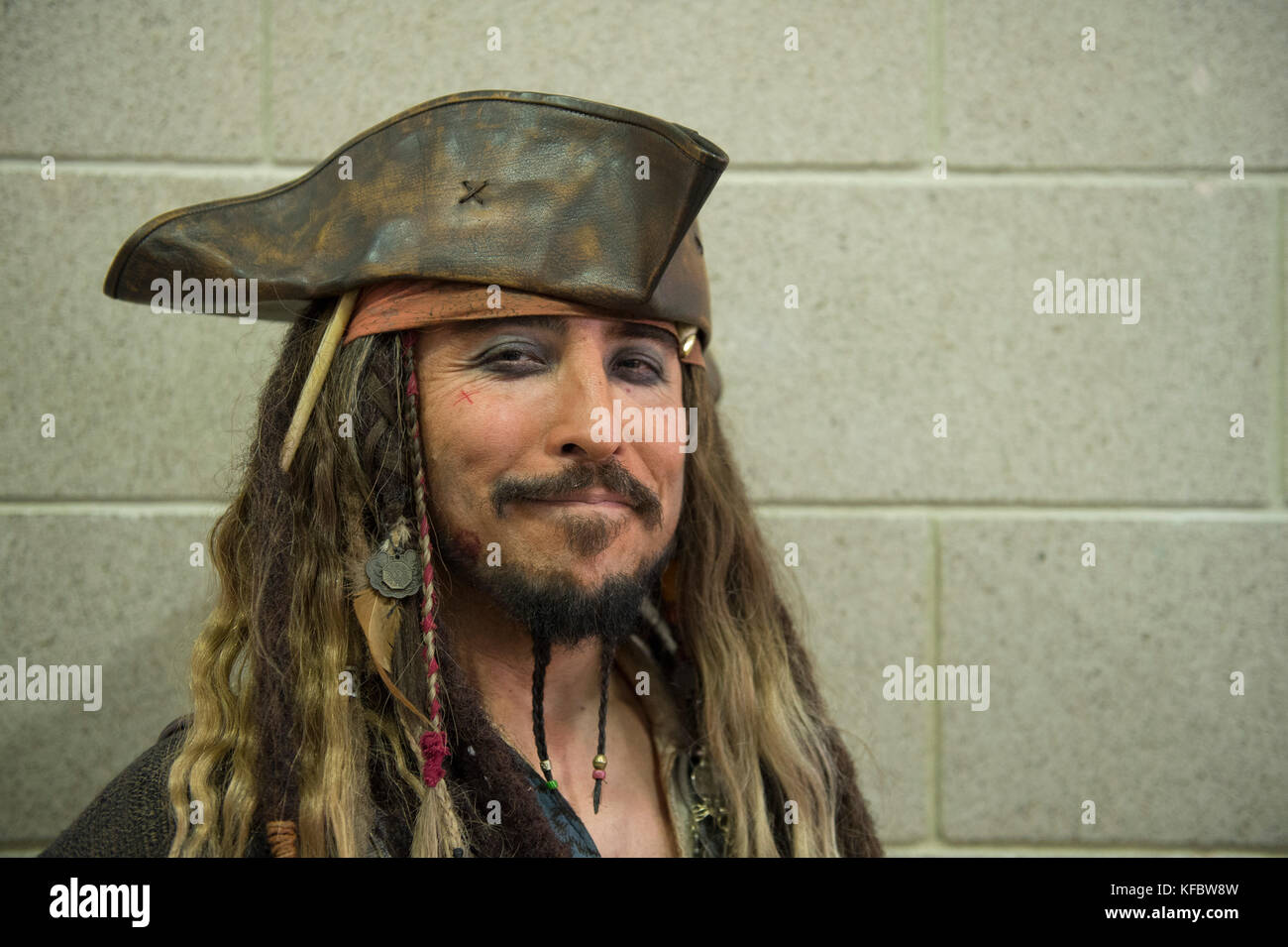 ExCel, London, UK. 27 October, 2017. Fans and cosplayers arrive for the busy first day of the MCM London Comic Con, the event runs from 27 - 29 October. Photo: Captain Jack Sparrow. Credit: Malcolm Park/Alamy Live News. Stock Photo
