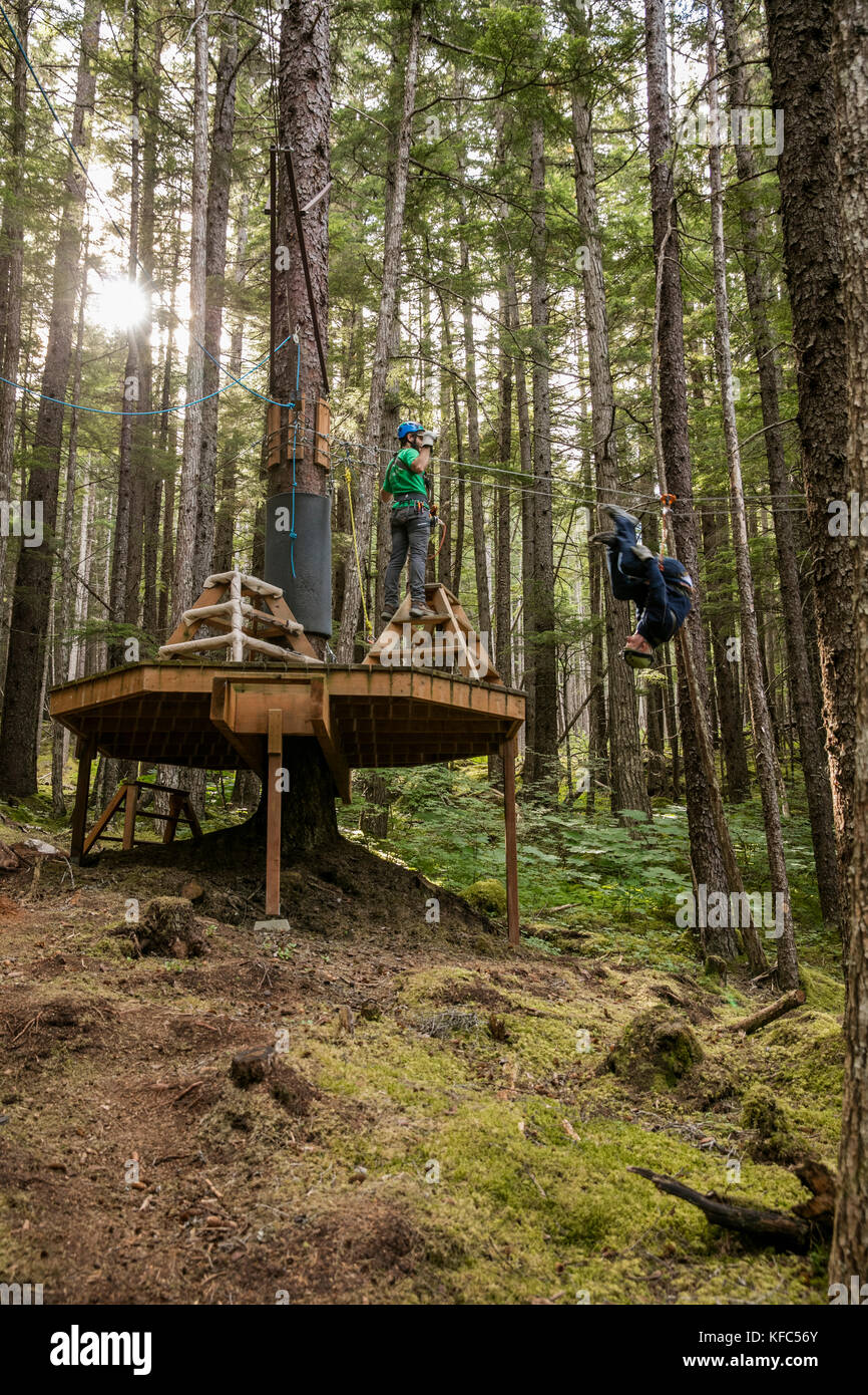 USA Alaska, Sitka, participants of the Grizzly Falls Zipline Expedition