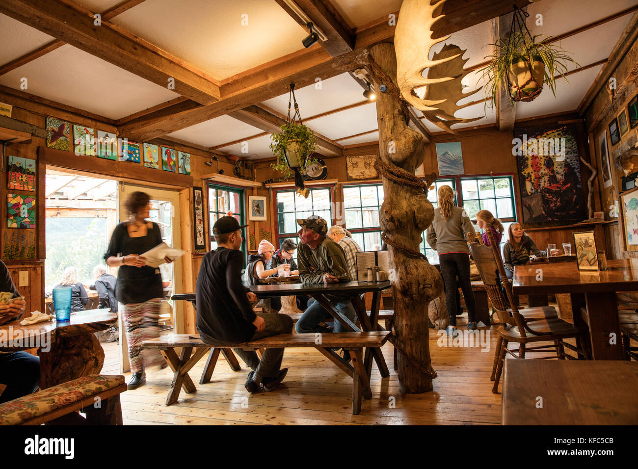 USA, Alaska, Coopers Landing, Kenai River, inside of the restaurant Kingfisher Roadhouse Stock Photo