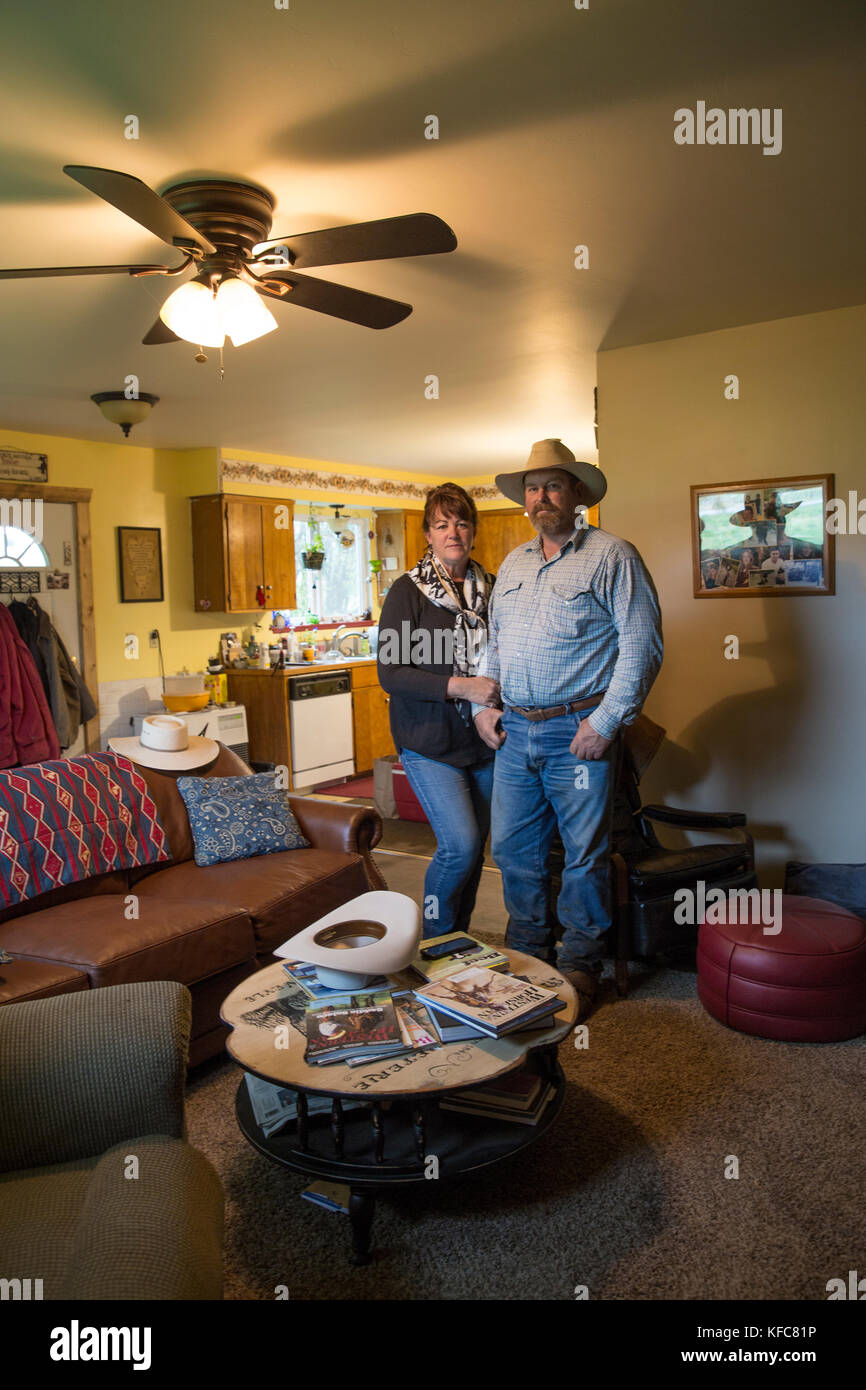 USA, Oregon, Enterprise, Cowboy Todd Nash and his wife Angela at their home, Northeast Oregon Stock Photo