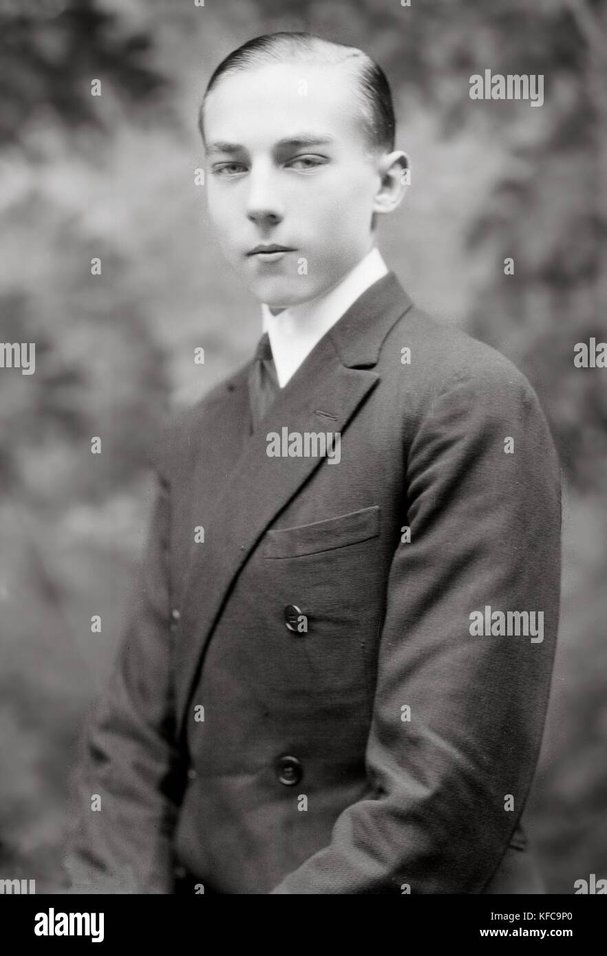 Henri of Orléans, Count of Paris (1908-1999), Orléanist ...