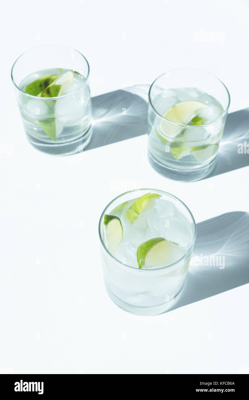 Gin Tonic cocktail Stock Photo Alamy