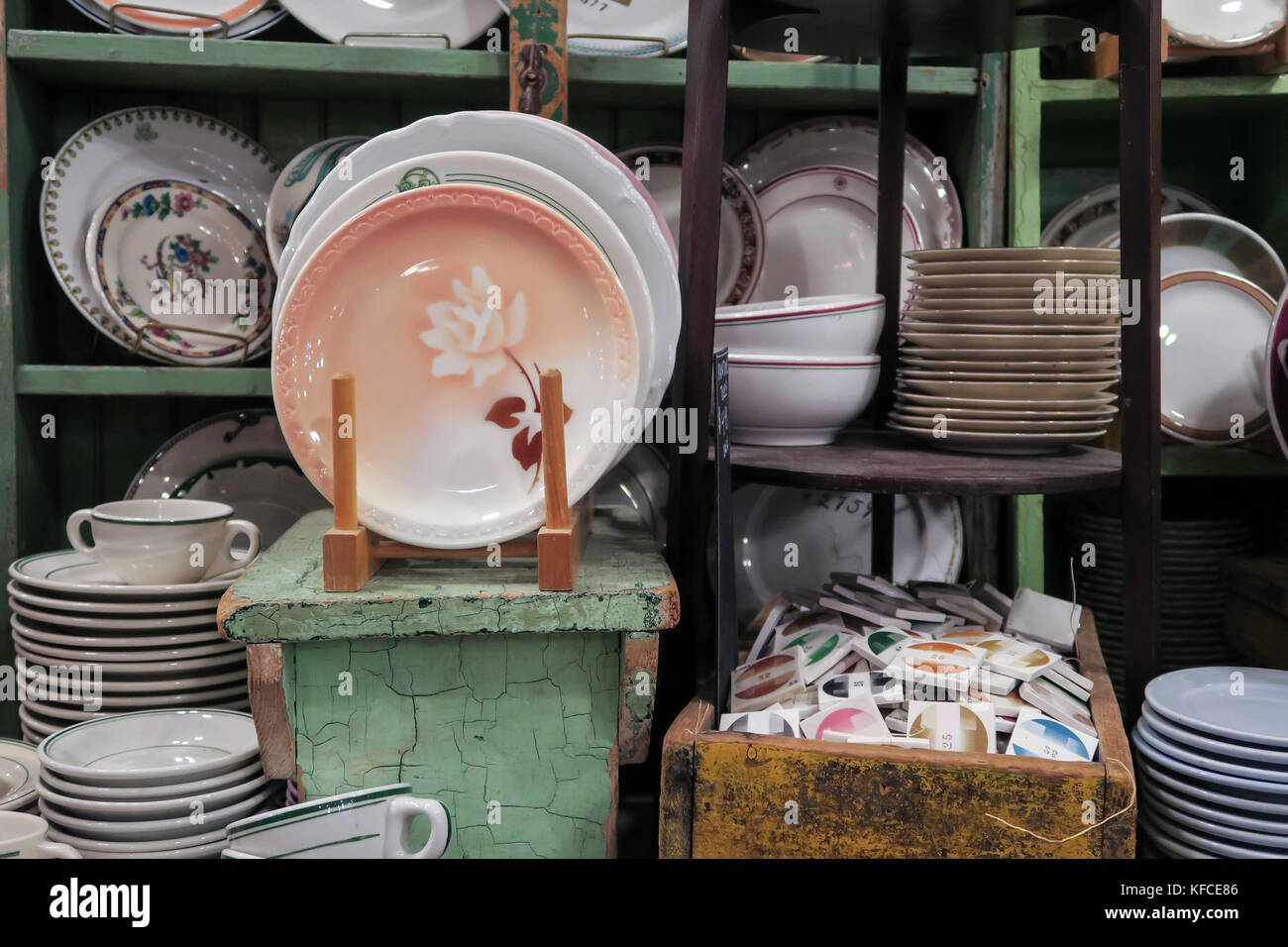 Fishs Eddy Home Goods Store, NYC Stock Photo Alamy