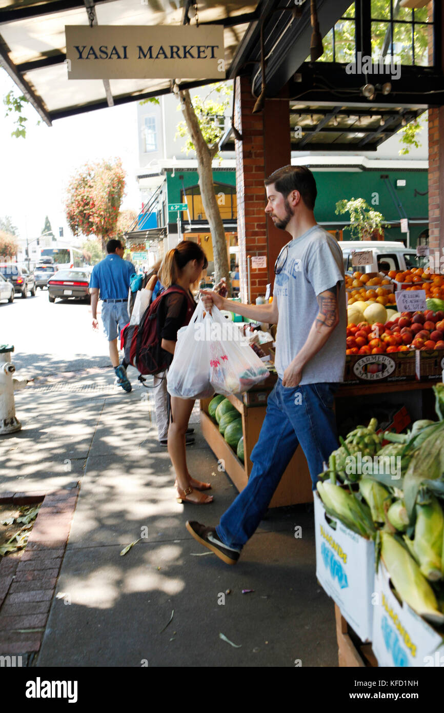 Yasai market hires stock photography and images Alamy