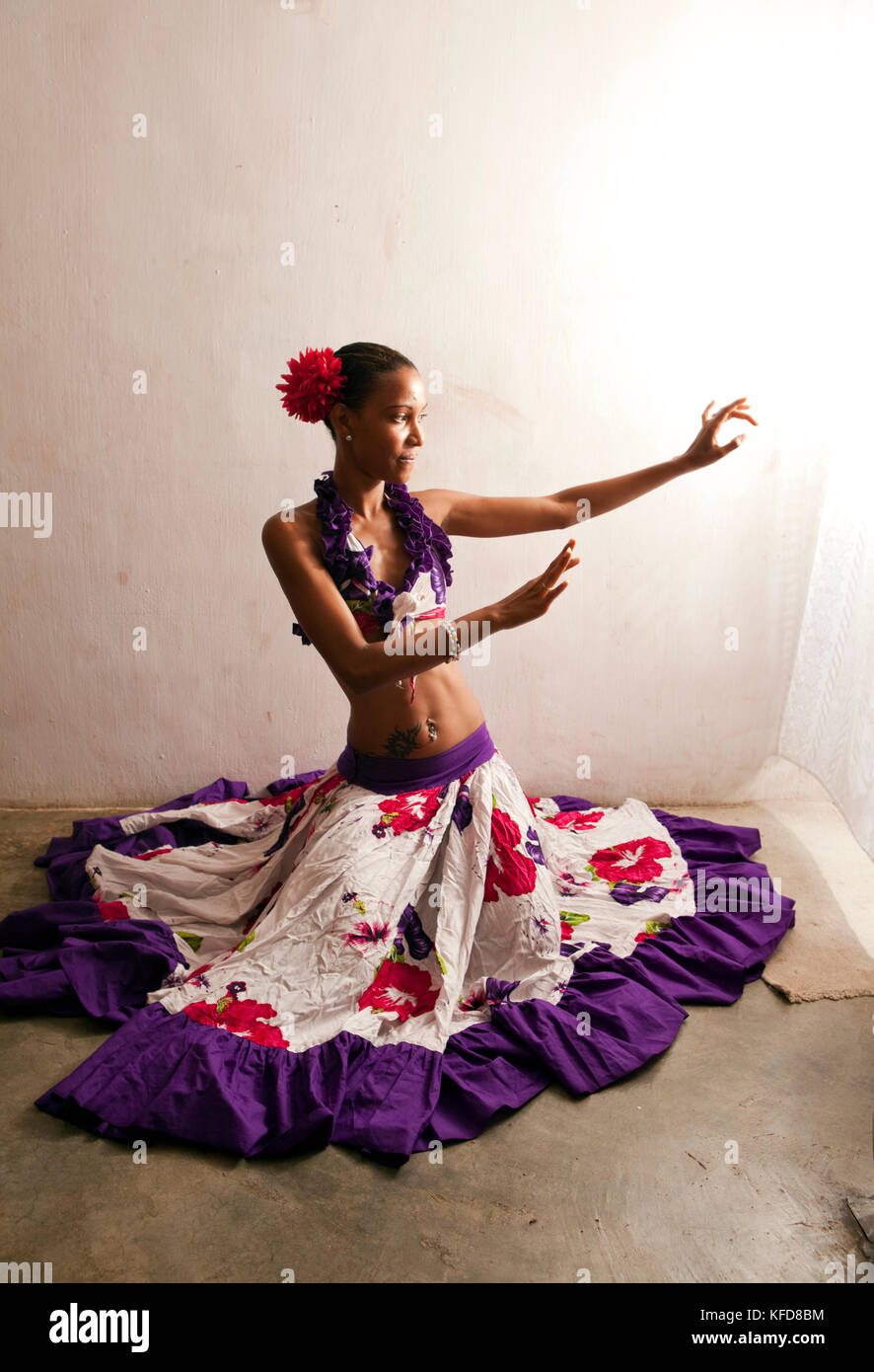 MAURITIUS, Surinam, a young woman Sega dancer, Cyndia Venratachullum, poses for a portrait in her home Stock Photo