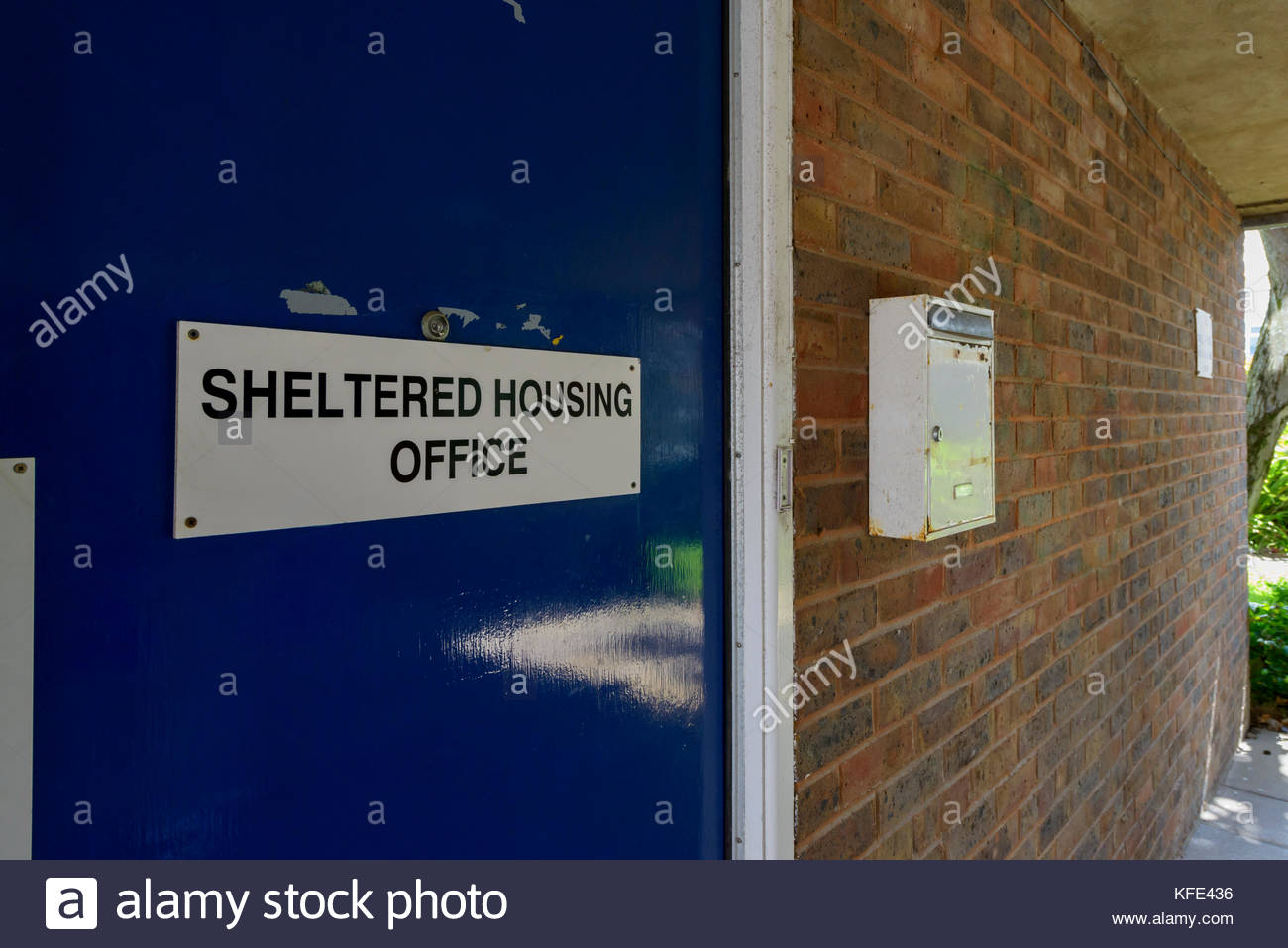Sheltered Housing High Resolution Stock Photography and Images Alamy