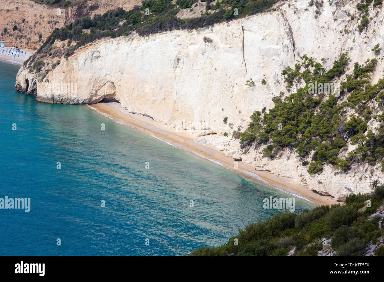 Summer sea coast Cala Rosa Contrada Mattinatella, Mattinata, on the Gargano  peninsula in Puglia, Italy Stock Photo - Alamy
