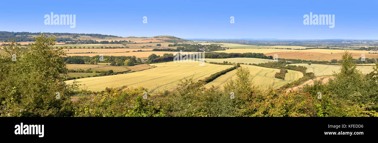 Panorama view, Whipsnade, Beds, looking North over towards the Aylesbury plain. bright blue sky Stock Photo