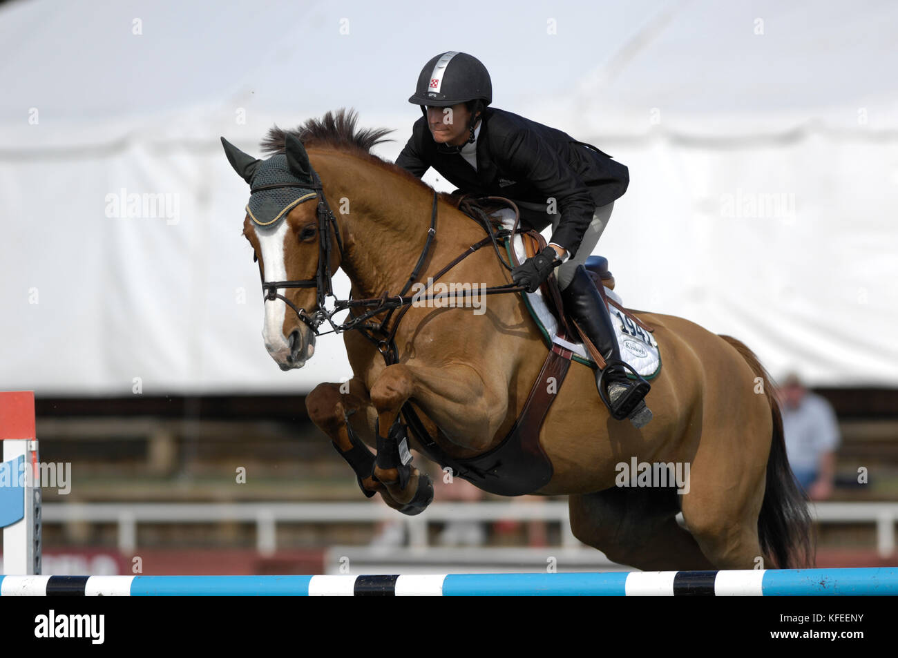 Laura Kraut (USA) riding Roadrunner, Winter Equestrian Festival