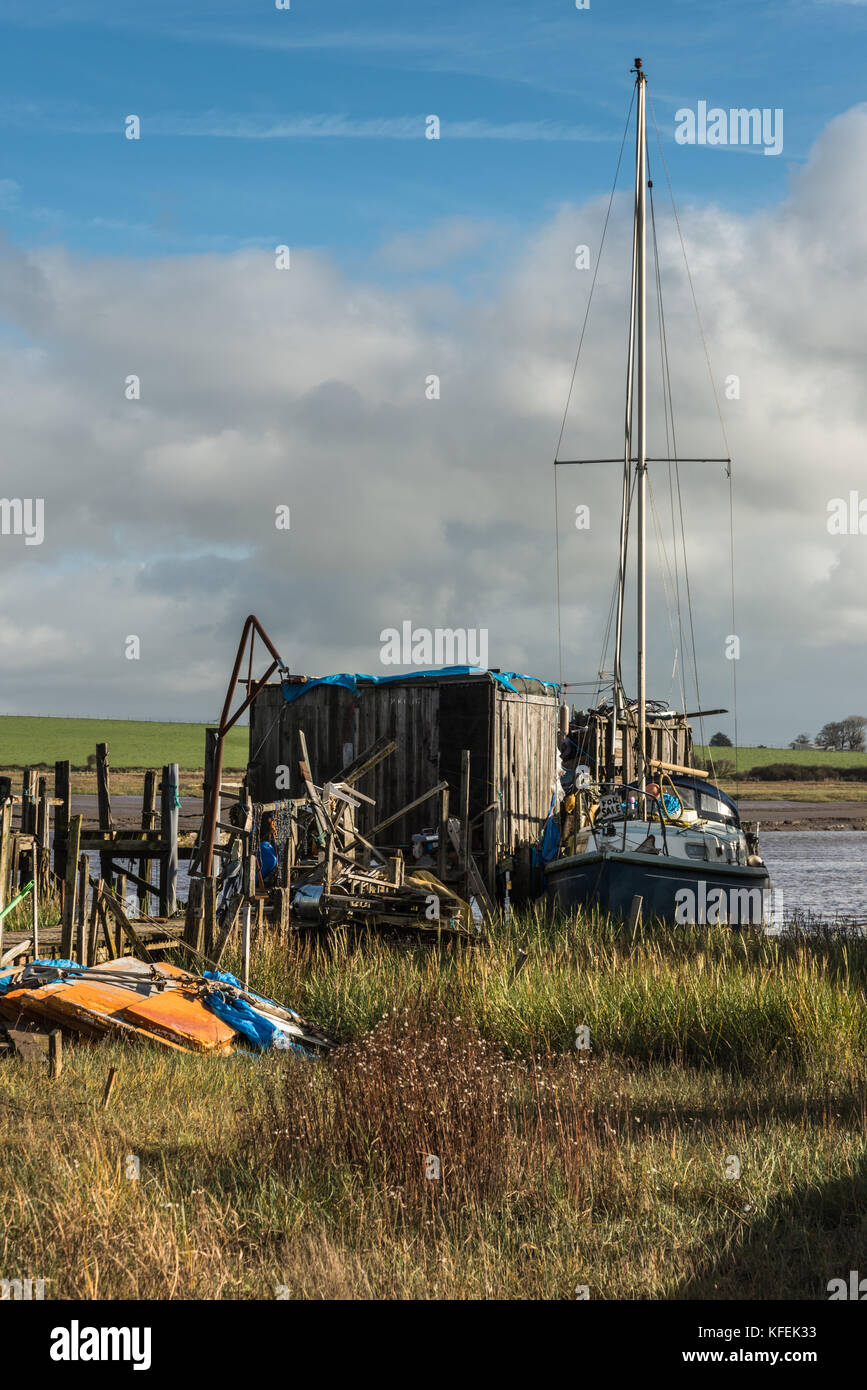 An autumn morning walk along the River Wyre at Skippool Creek close to ...