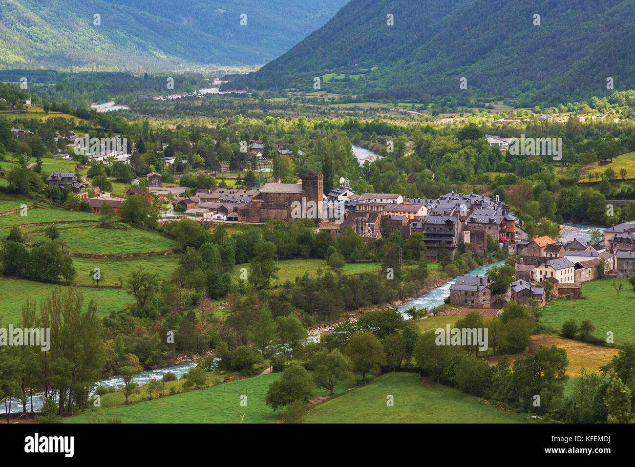Broto, Huesca Province, Aragon, Spain, on the Aro river. Stock Photo