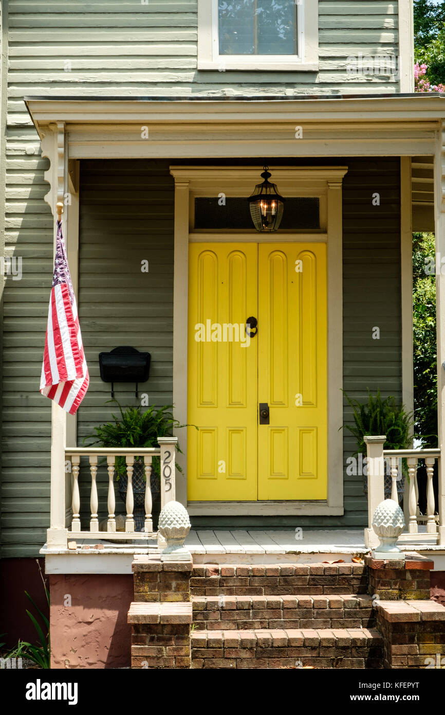 Henning Nelms House, 205 South Church Street, Smithfield, Virginia