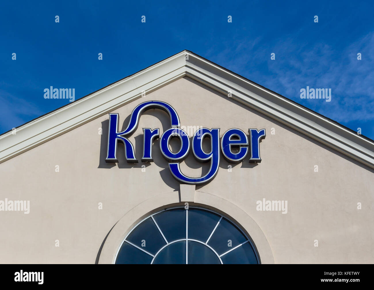 COLUMUBUS, OH/USA - OCTOBER 21, 2017: Kroger grocery store exterior and logo. The Kroger Company is an American supermarket chain. Stock Photo