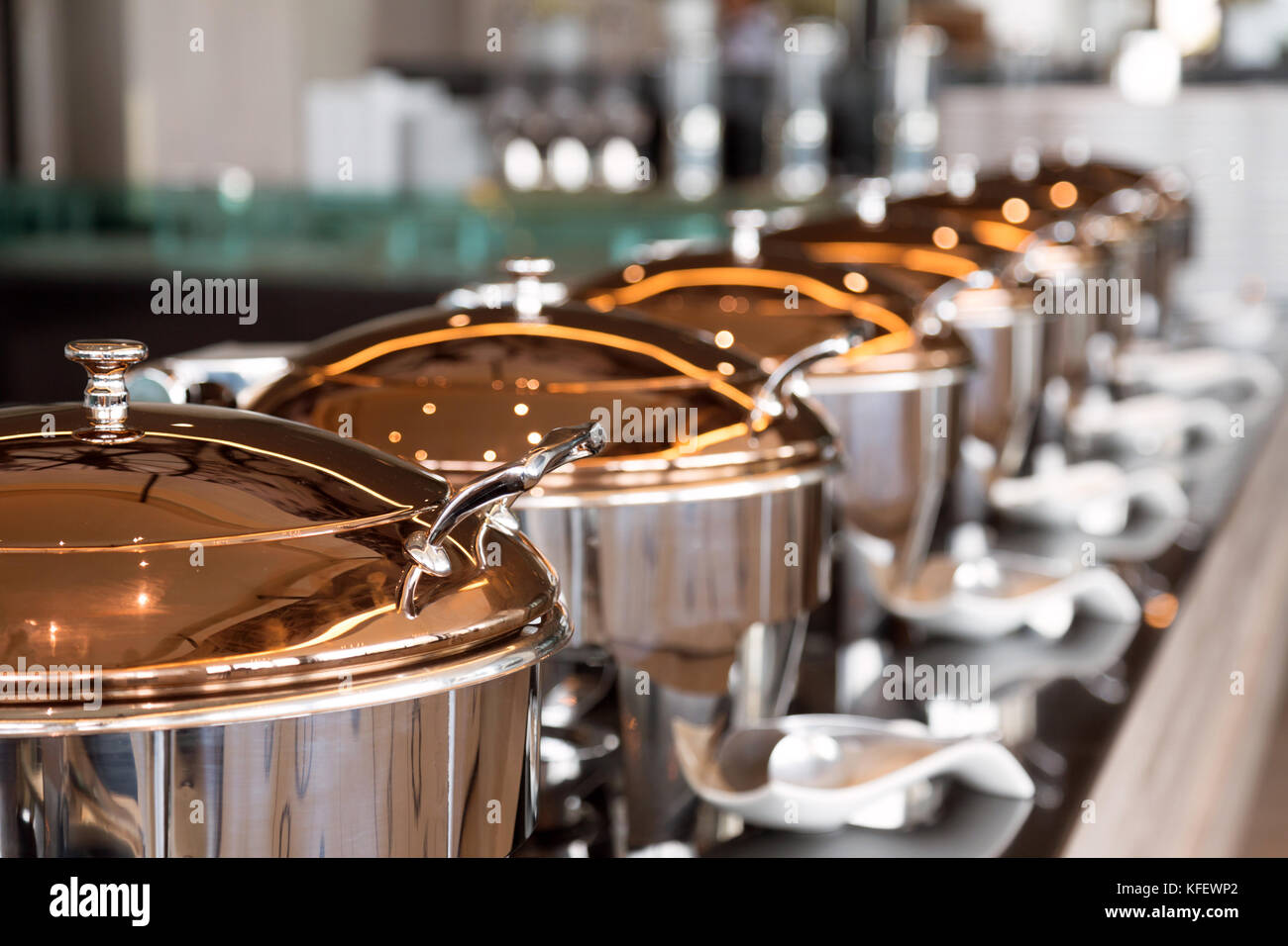 https://c8.alamy.com/comp/KFEWP2/heating-trays-on-the-buffet-line-ready-for-service-breakfast-and-lunch-KFEWP2.jpg