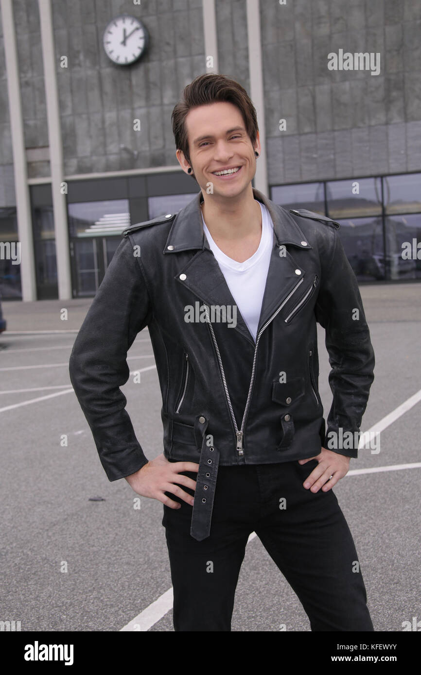 Photocall for musical 'Grease' at Mehr Theatre. Featuring: Alexander Jahnke (GREASE Hauptdarsteller und DSDS Zweiter) Where: Hamburg, Germany When: 26 Sep 2017 Credit: Becher/WENN.com Stock Photo