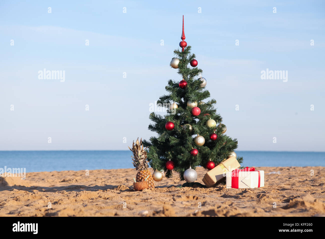 Christmas tree on tropical beach holidays Stock Photo Alamy