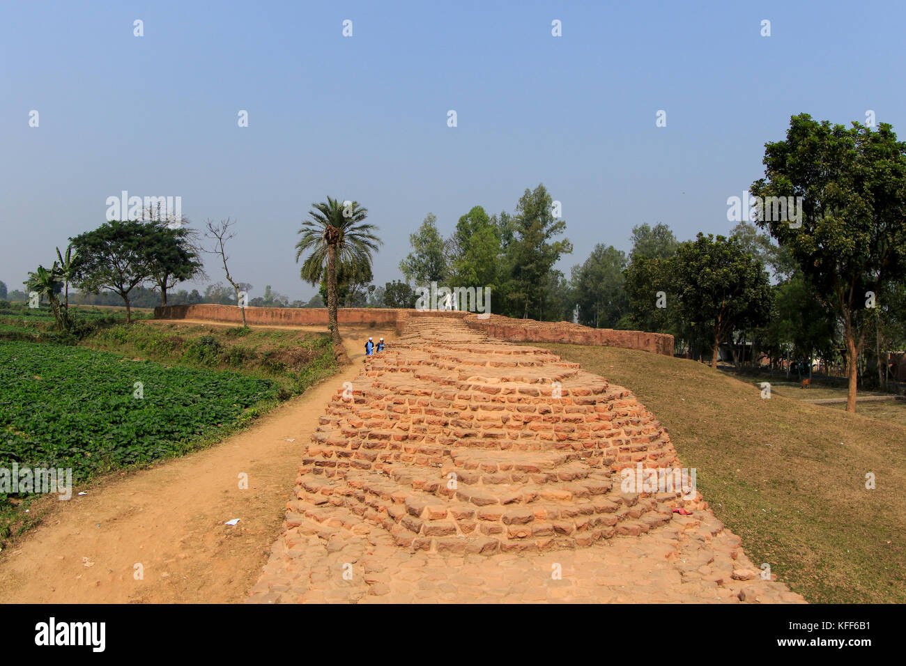 Mahasthangarh is the oldest archaeological site in Bangladesh. It dates back to 700 BCE and was the ancient capital of the Pundra Kingdom. Bogra, Bang Stock Photo